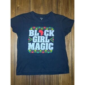 Brisco Brands Black Girl Magic Graphic T-Shirt XL Pan-African Africa Map Tee